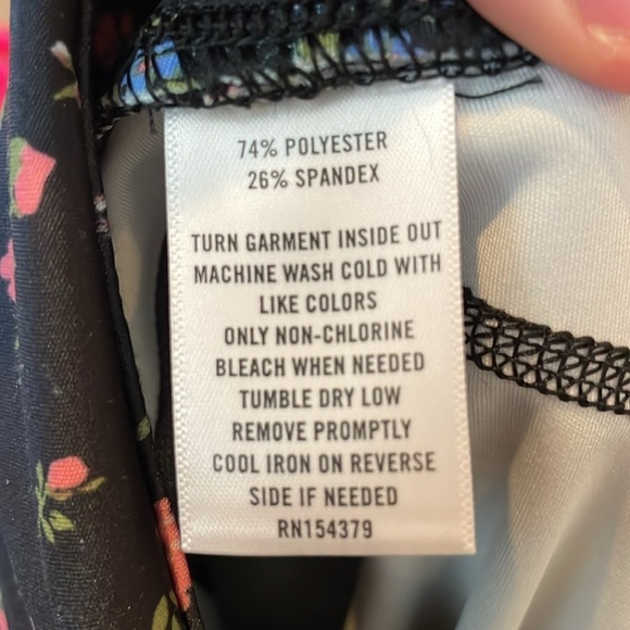 NWT Aeropostale Flex High Rise Ankle Legging SZ M Booty Enchancing Floral - Picture 10 of 11